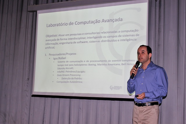 Dr. Igor Oliveira