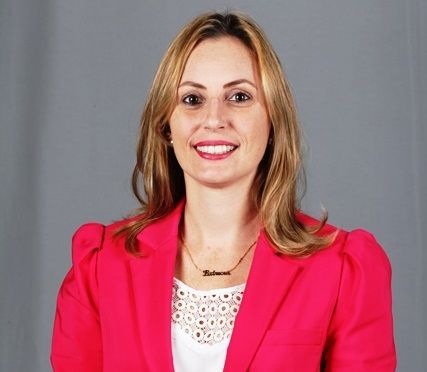 Dra. Patrícia SEverino