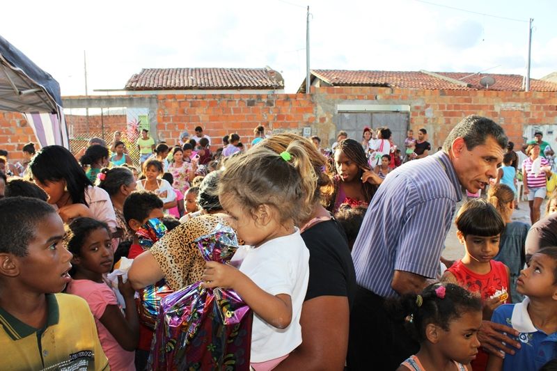 Colaboradores do ITP promovem tarde de lazer para crianças de comunidade carente